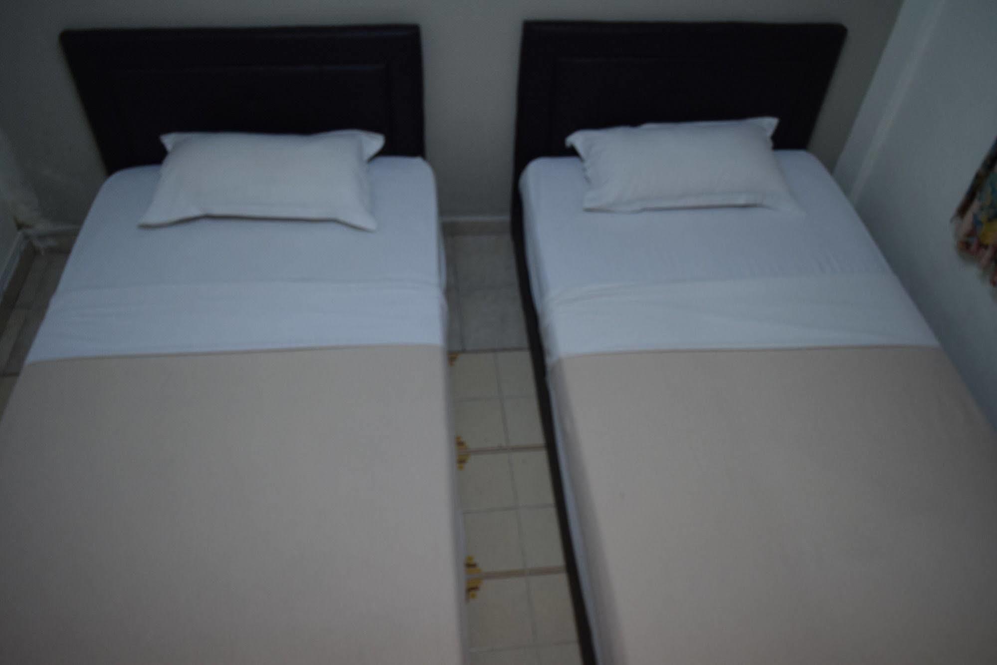Casa Blanca Guest House Malacca Exterior photo